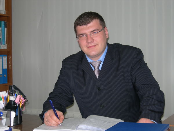 Максим Крючков