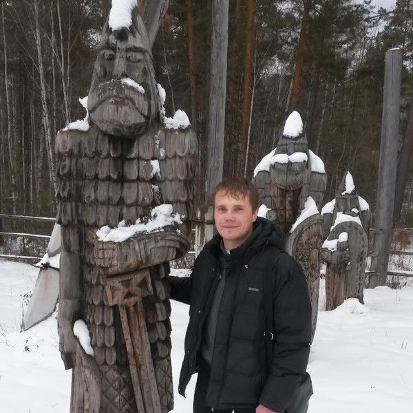 Александр Шапарев