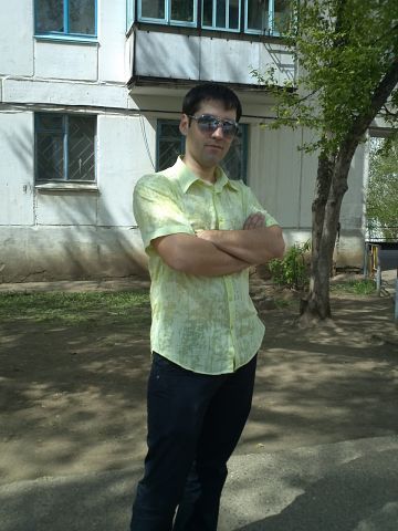 Дмитрий Якушев