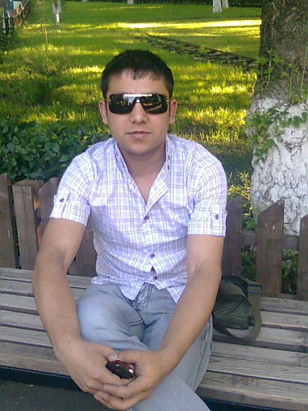 Адхамжон Султанов