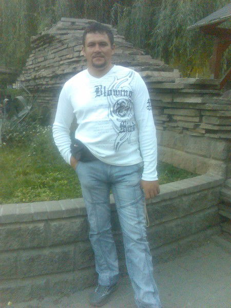 Евгений Нещеретов