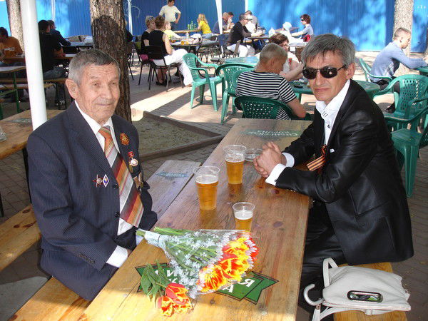 Мансур Максютов