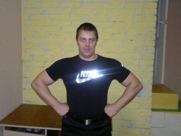 Евгений Шмелев