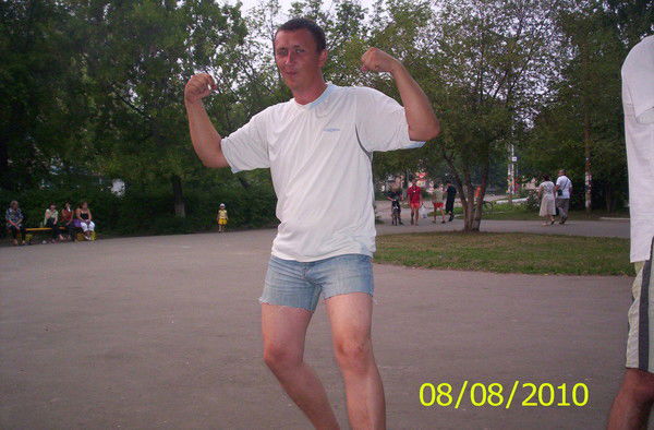 Роман Суворов