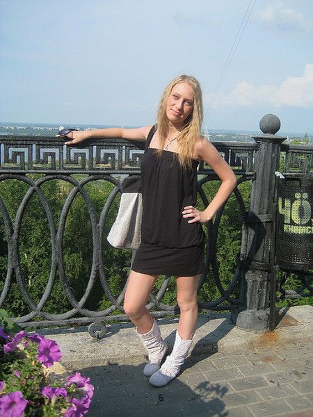 Лена Антонова