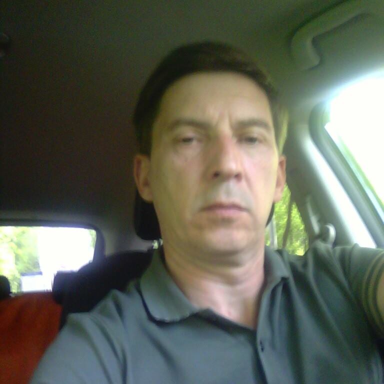 Леонид Иванов