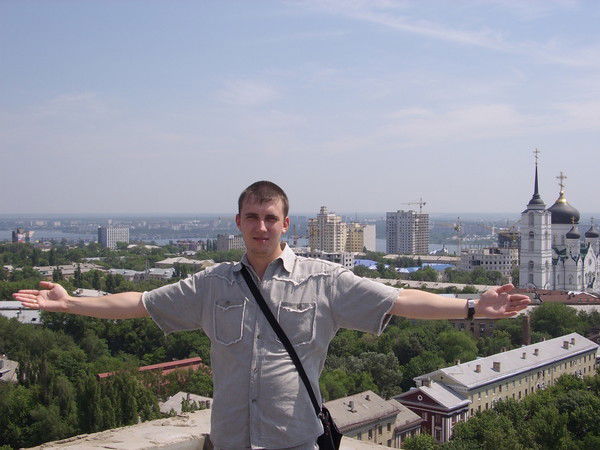 Евгений Тарасов