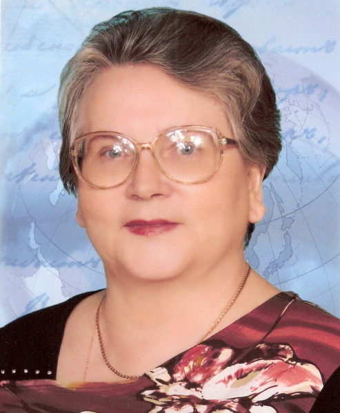 Нина Светлакова