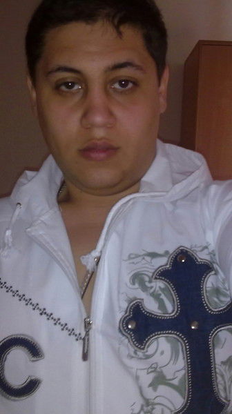 Артем Шахмельян