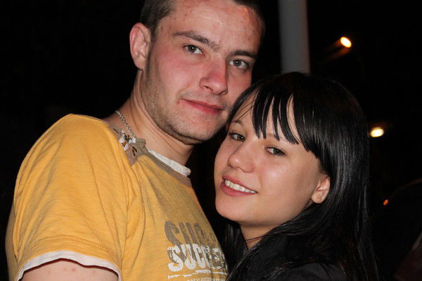 (_В_ Неадэквате_)