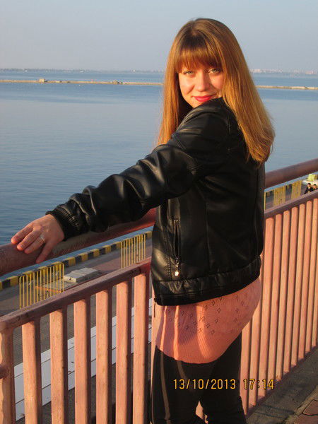 Наташа Ноженко