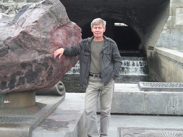 Александр Меньшенин