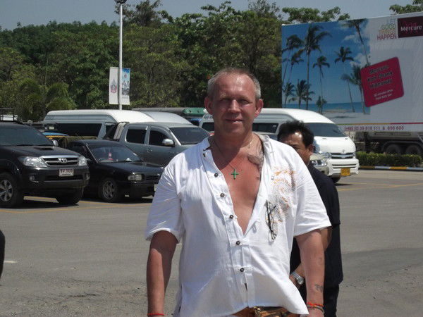 Геннадий Иванов