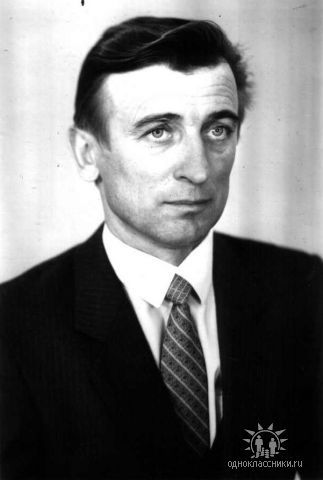 Александр Слостин