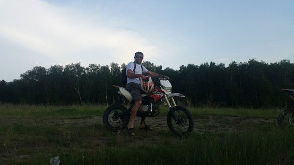 Саятнова Мхитарян