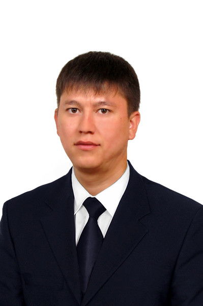 Денис Семухин