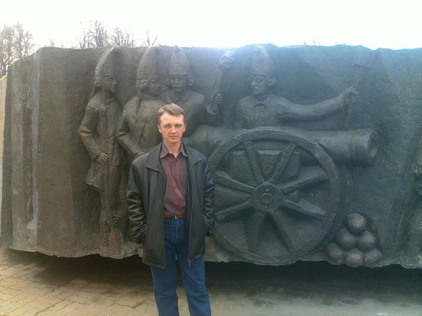 Олег Овсянников