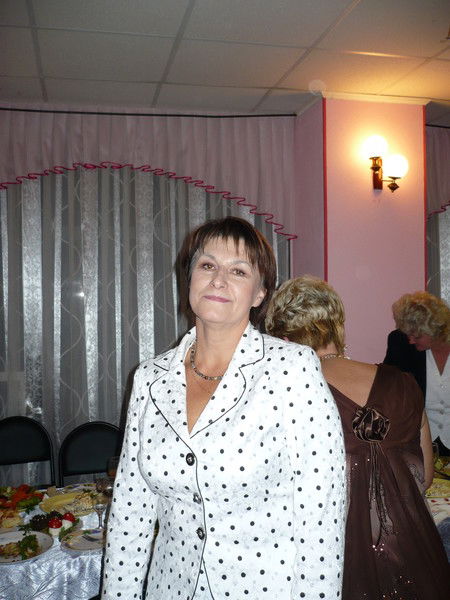 Лариса Звездина