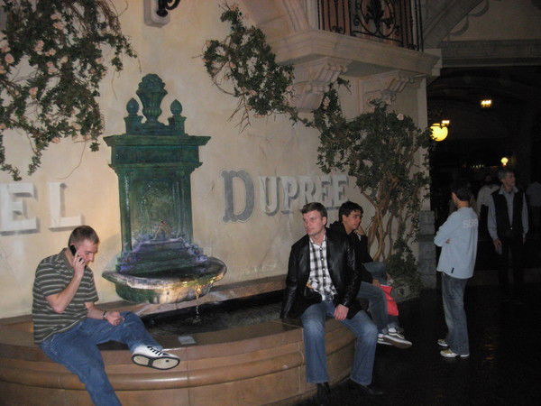 Роман Гаряев