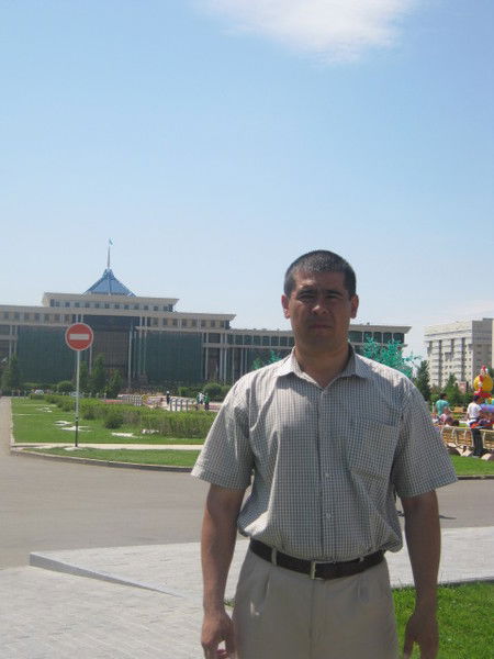 Мустафа Нематов