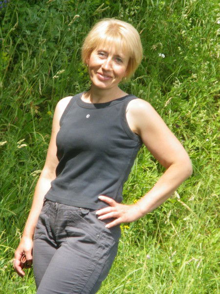 Наташа Иваровская