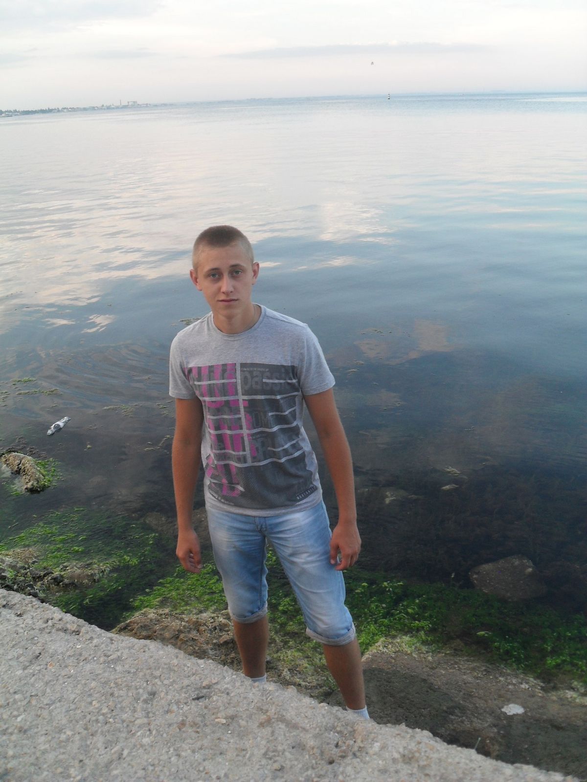 Евгений Овчаренко