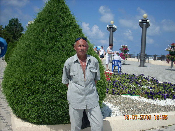 Александр Кузьмиченко