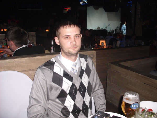 Денис Карханин