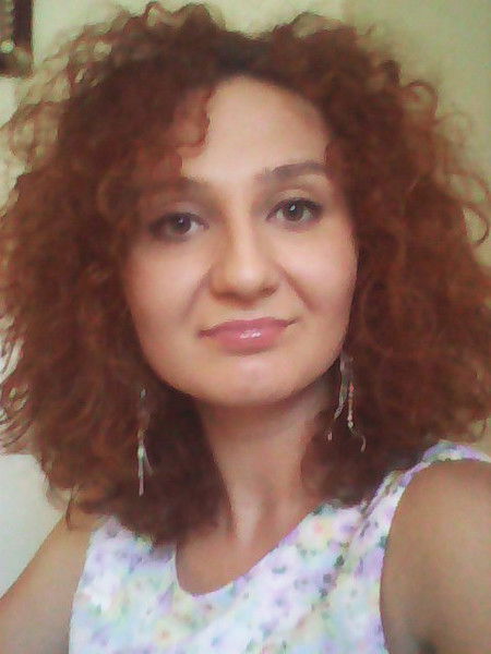 Юля Макоева