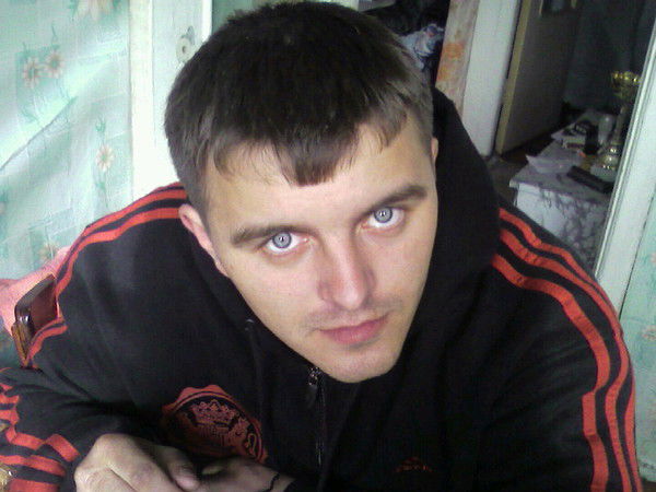 Роман Свинцов