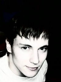 Олег Ларшин