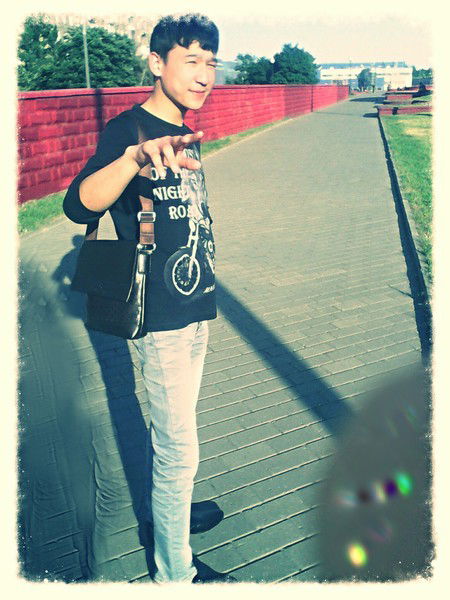 Арстан Момунов