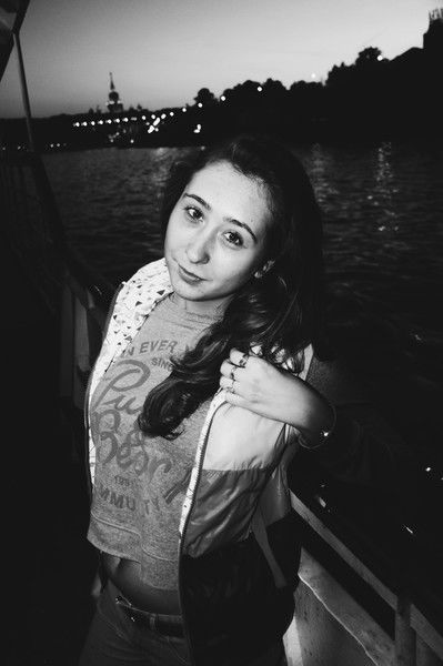 Неизвестно Неизвестно