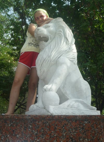 Варя Страшко