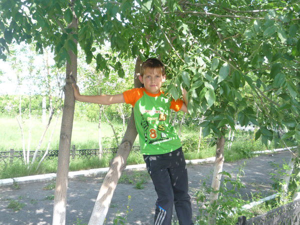 Денис Жученко