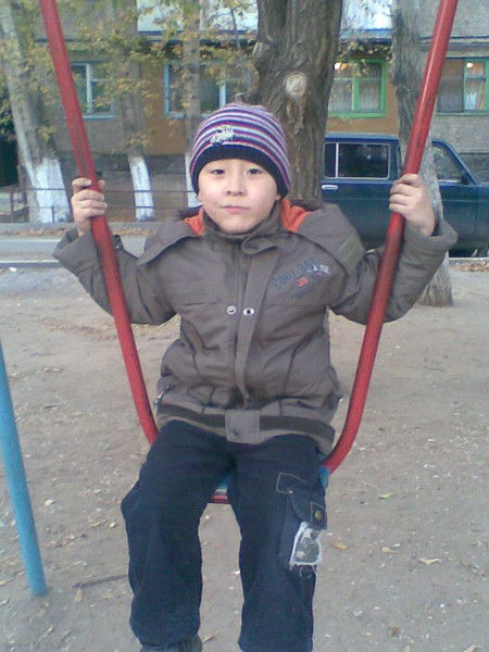 Алишер Саятов