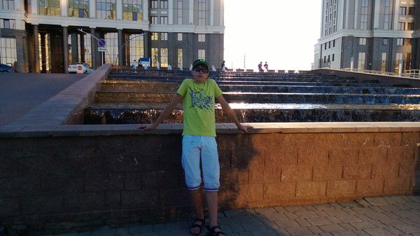 Эдуард ....)))