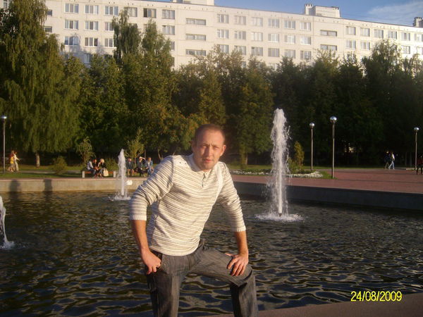 Алмаз Авзалов