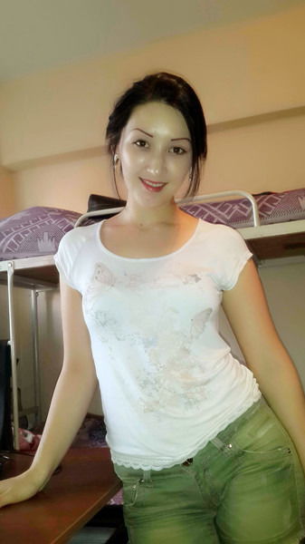 Акзару Еспанова