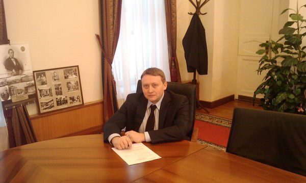 Дмитрий Петров