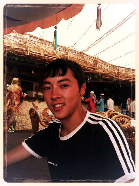 Ислам Сарин