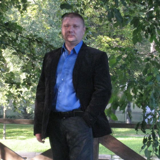 Андрей Романов