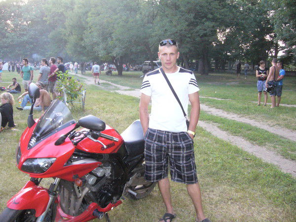 Дмитрий Каламбет