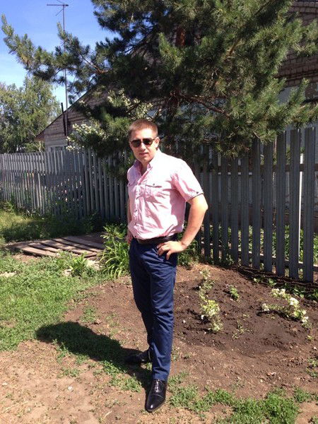 Александр Артемьев