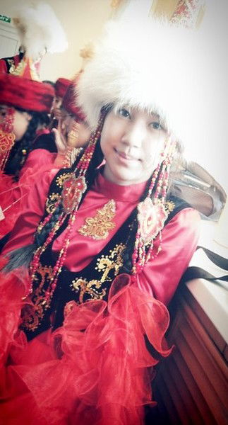 ...безумная Девочка....