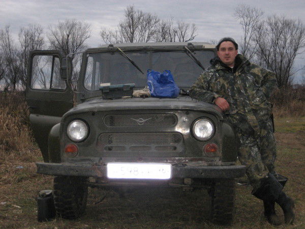 Денис Собакин