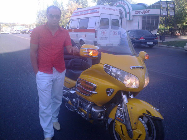 Dвалерий Dников