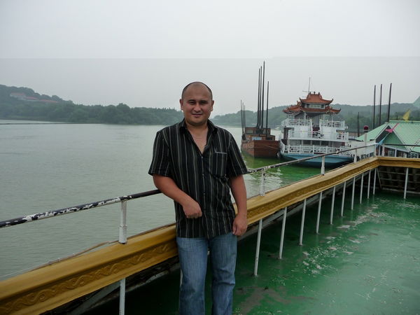 Дархан Кожанов