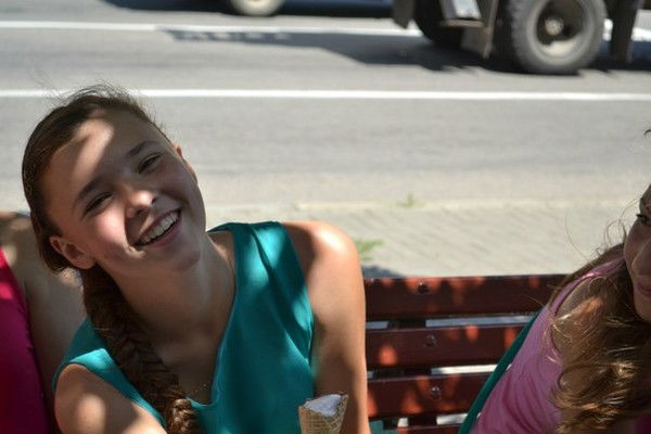 Вика Олейник