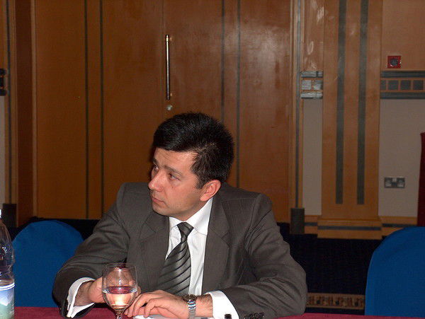 Неизвестно Неизвестно